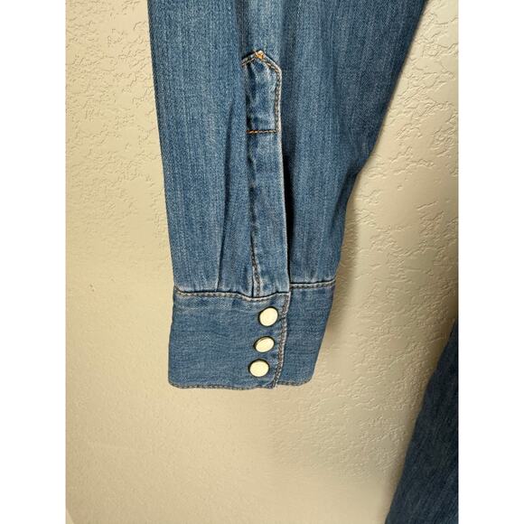 NWT - Pendleton Women's Chambray Pearl Snap-Front Shirt Dress Denim Size Medium - Picture 4 of 10